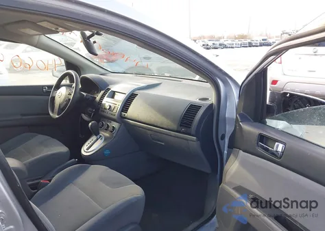 2009 Nissan Sentra 2.0S from USA, damaged, VIN 3N1AB61E79L685032